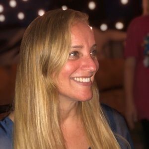 Meet your Posher, Debbie